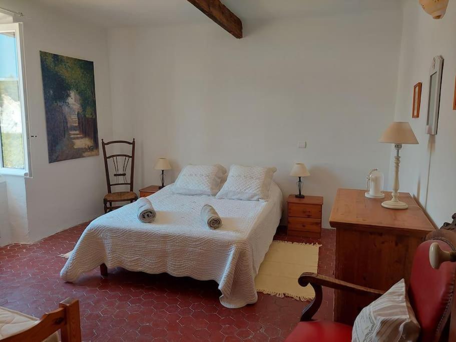 Maison De Cesar Saint-Saturnin-lès-Apt Dış mekan fotoğraf
