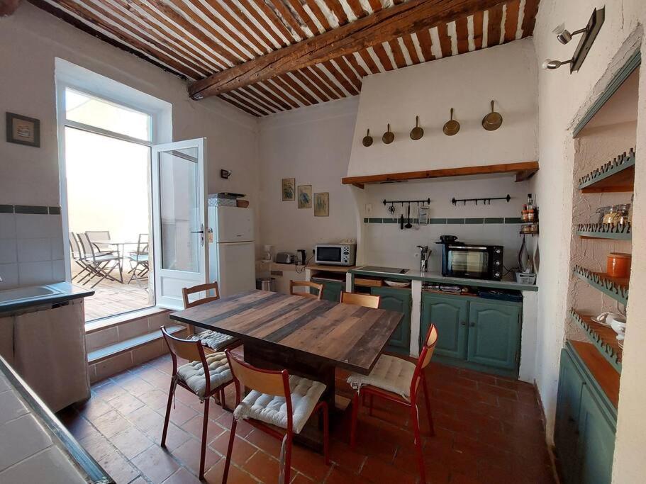 Maison De Cesar Saint-Saturnin-lès-Apt Dış mekan fotoğraf